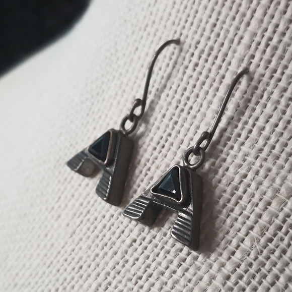 Vintage Scottish Victorian Onyx A Earrings - Picture 7 of 10